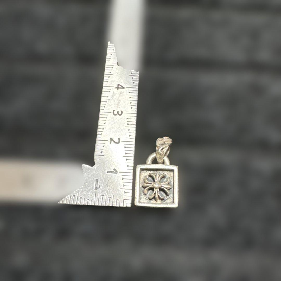 Chrome Hearts フレームドプラスチャーム