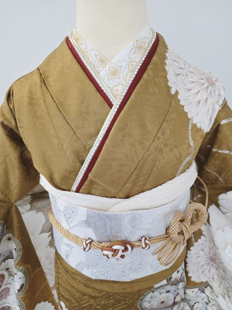 中村里砂　振袖のみ　未仕立て　からし