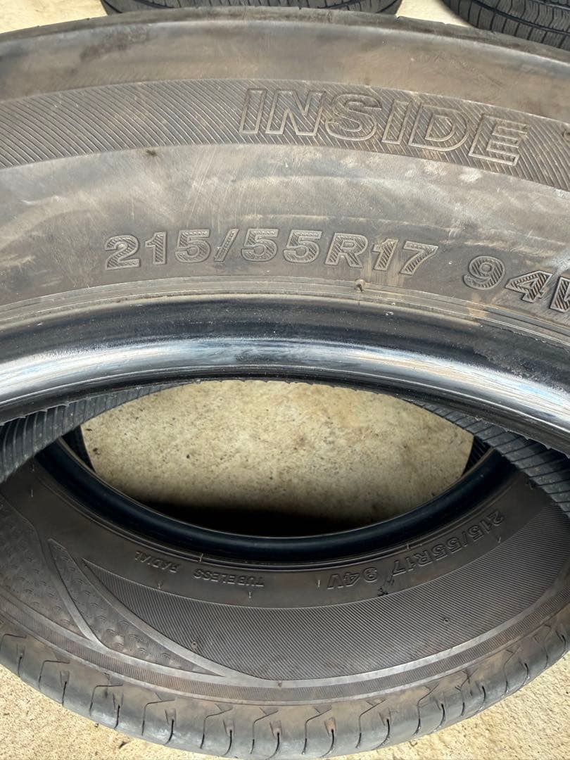 タイヤ　レグノ　215/55r17 2022年製造　7.5部山　　　4本セット