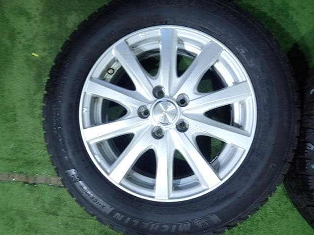 B1054【送料無料】スタッドレスタイヤ 195/65R15 4本セット