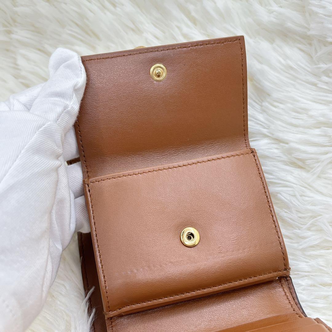 大人気✨CELINE トリオンフ スモール フラップ ウォレット 三つ折り タン