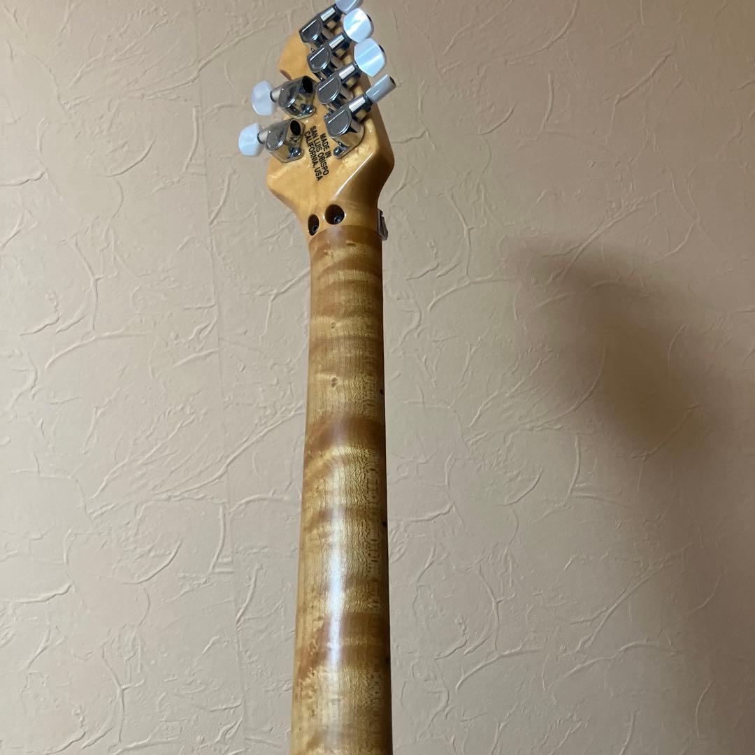 Music Man Axis 1997年製