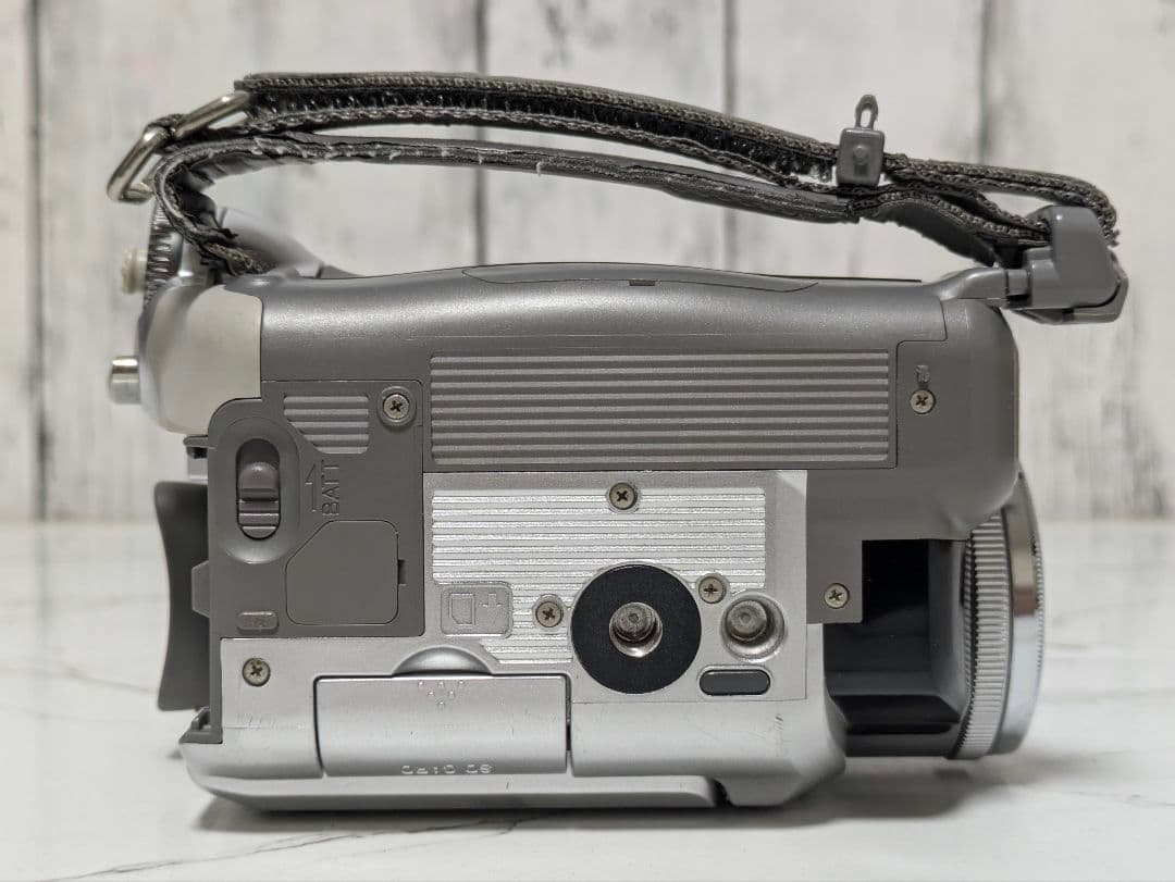 【豪華セット】Panasonic　NV-GS150　MiniDV ビデオカメラ