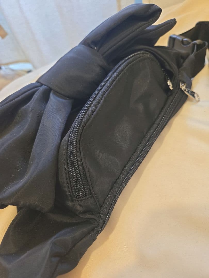 OUTDOOR　リボン　ショルダーバッグ