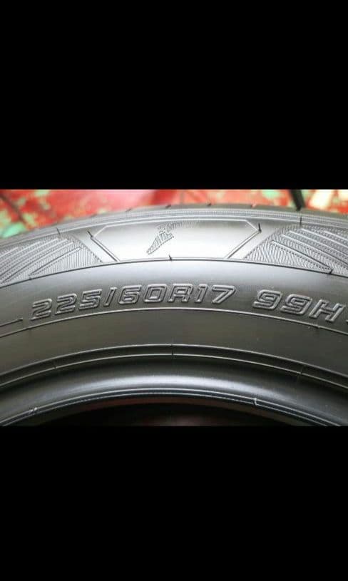 225/60R17 グッドイヤー RVF02 4本セット
