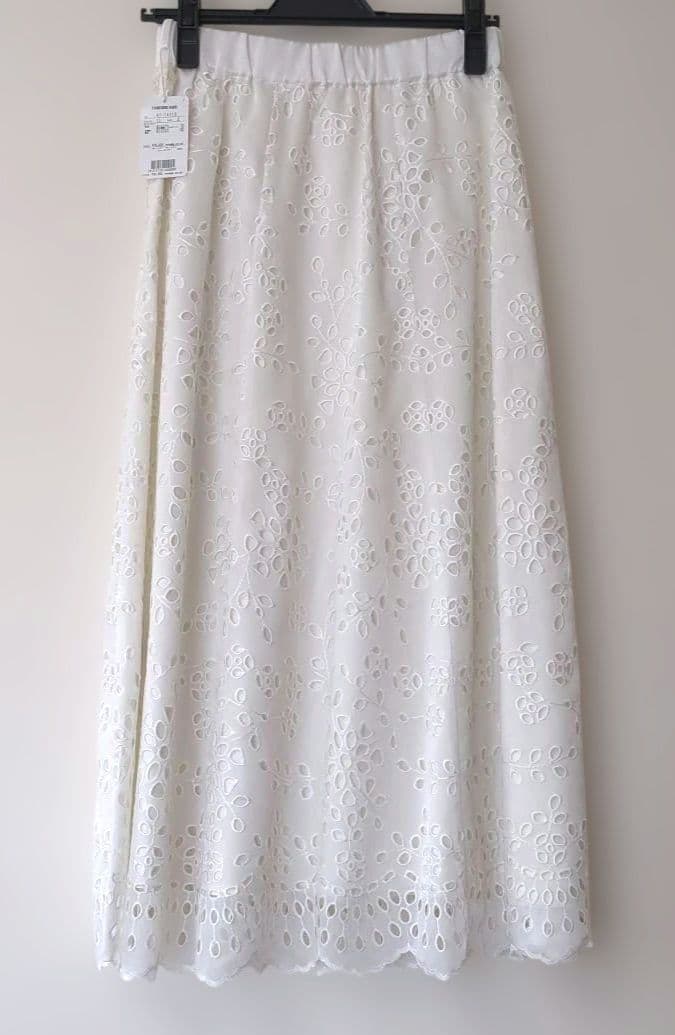 新品タグつき♡80%オフ♡ストロベリーフィールズ♡総レーススカート♡オフホワイト