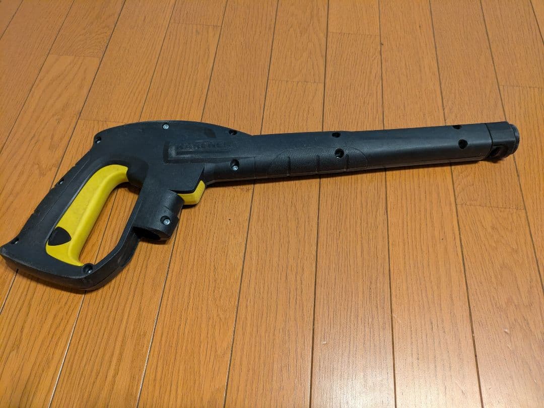 KARCHER サイレントK4 高圧洗浄機 本体と付属品