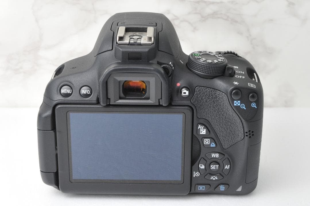 Canon EOS Kiss X7i⭐️スマホ転送 高画質 一眼レフカメラ