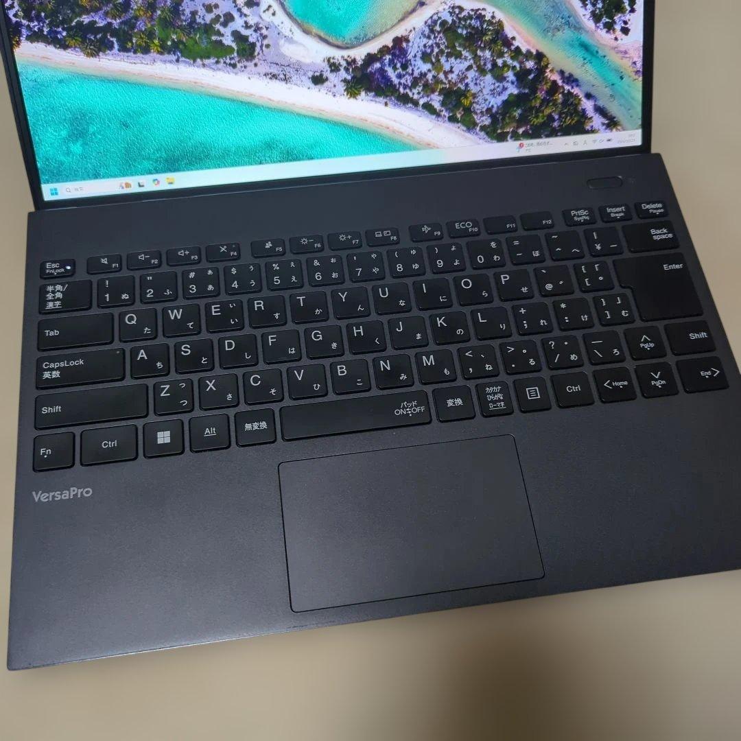 超軽量 PC NEC VersaPro Windows11 モバイルノートPC