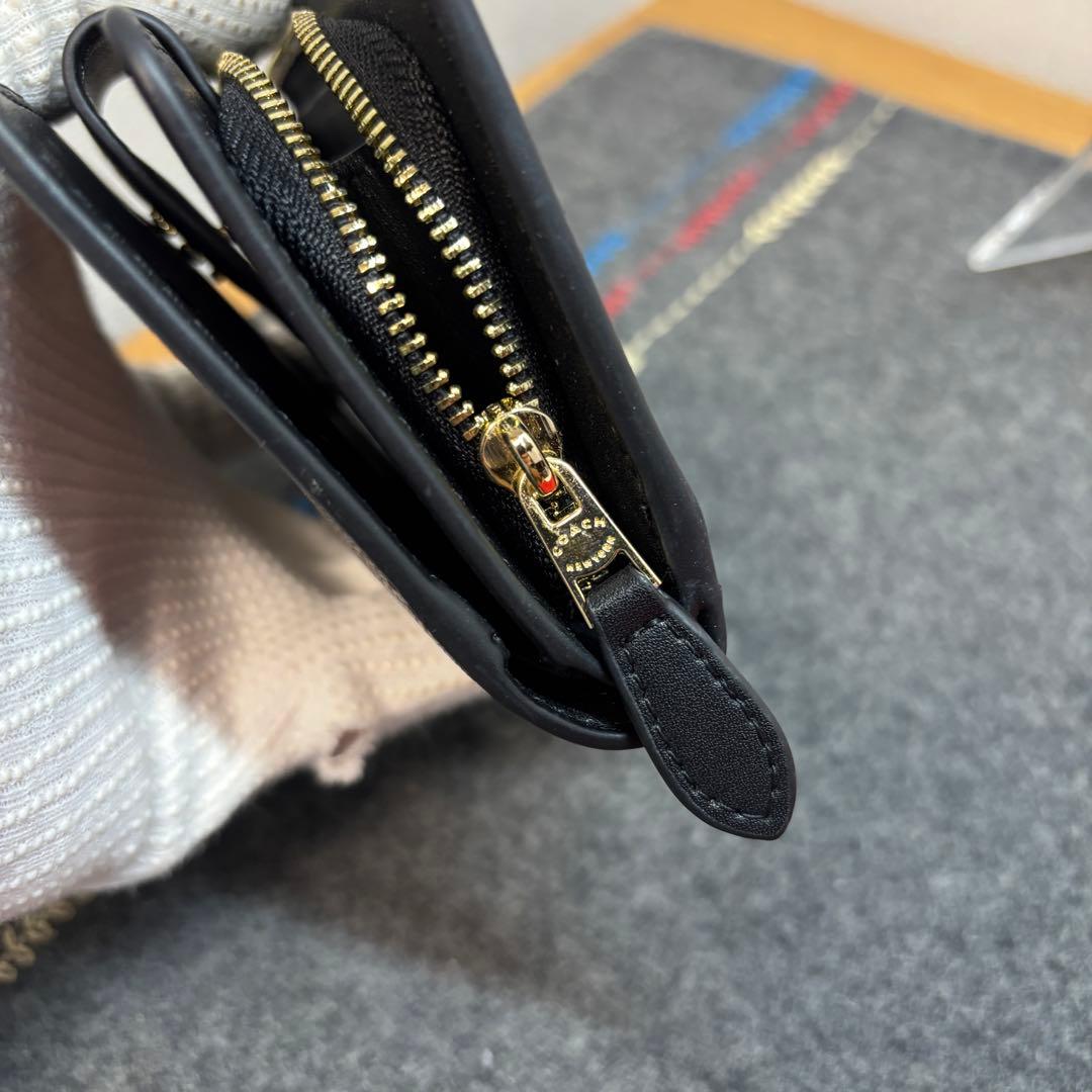 【美品】COACHコーチ 二つ折り財布 シグネチャー ブラウン
