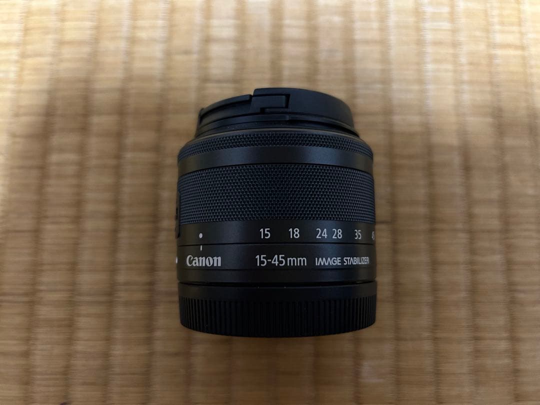 Canon EOS M100 ミラーレスカメラ 15-45mmレンズ付き