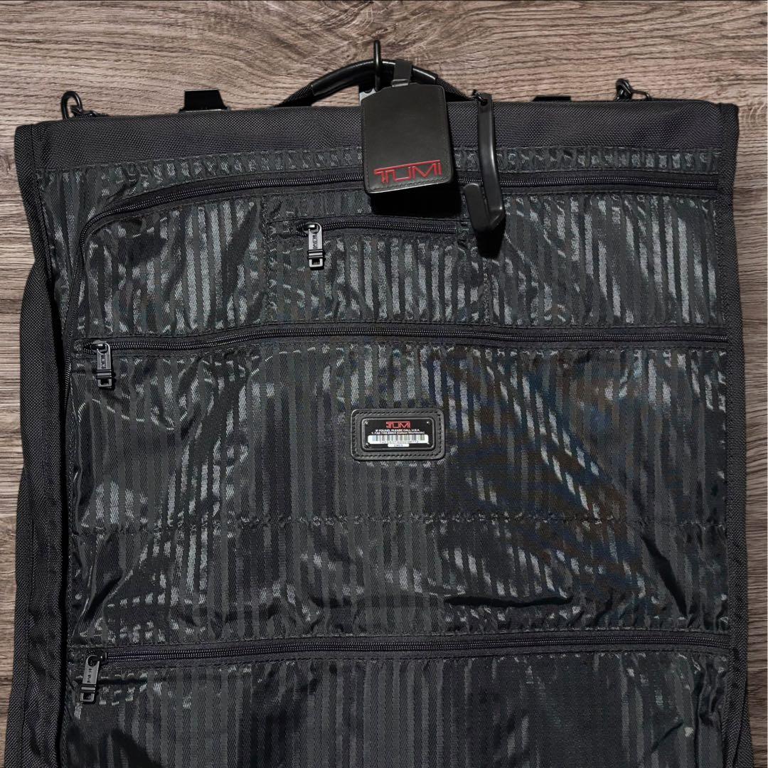 TUMI フォールド キャリーオン ガーメントケース