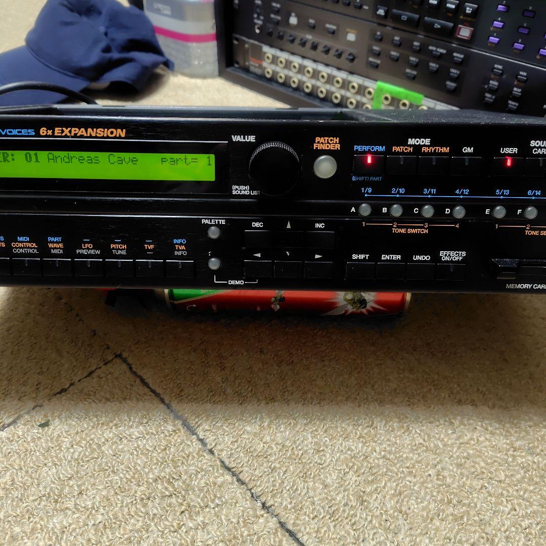 Roland XV-3080 シンセサイザー