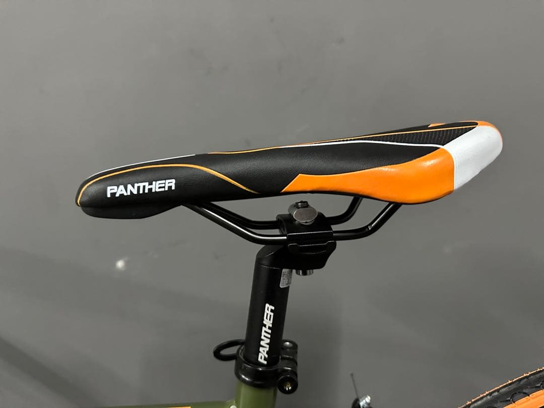 【新品】PANTHER クロスバイク 700C 8段変速 軽量 アルミフレーム