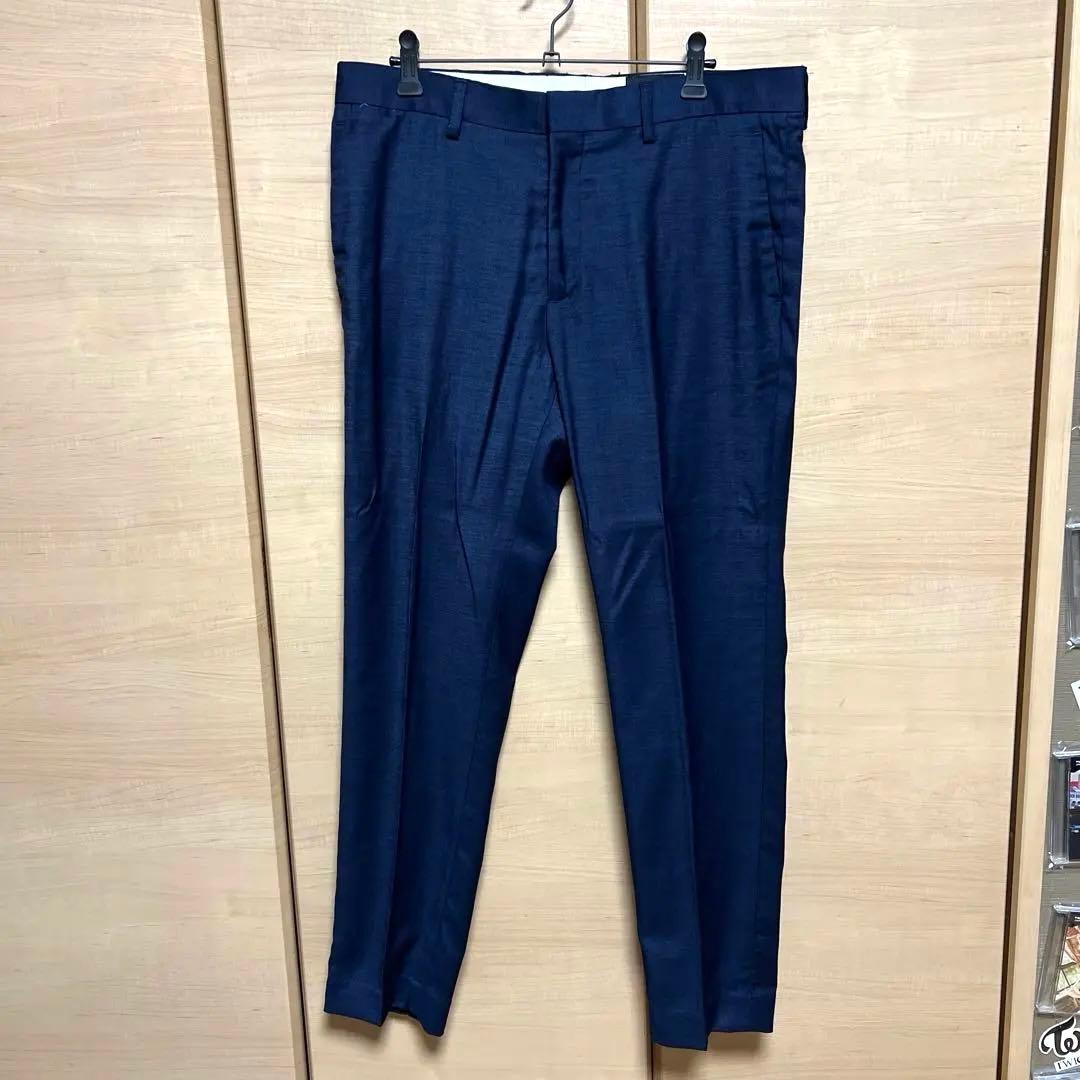  スリーピース　スリムフィットスーツ　ネイビー