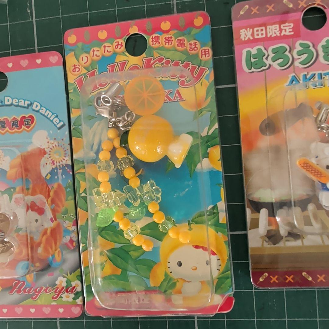 新品 未使用ハローキティ ファスナーマスコット ご当地 キティ キーホルダー