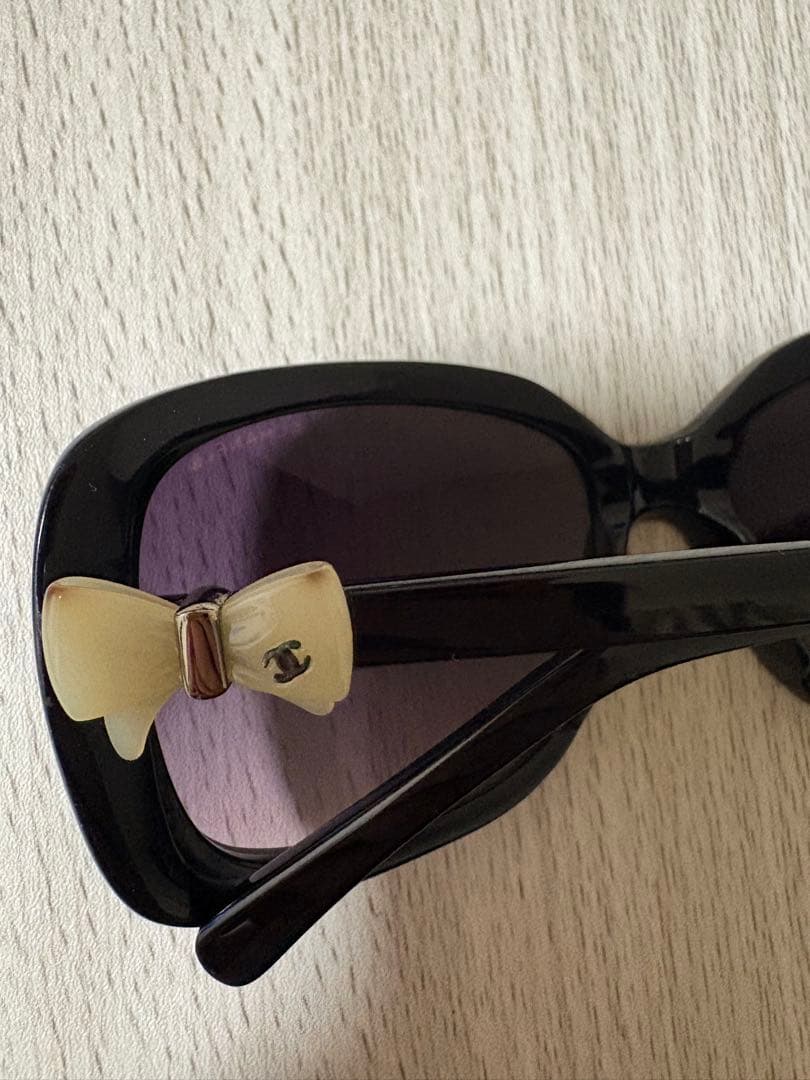 CHANEL リボン サングラス