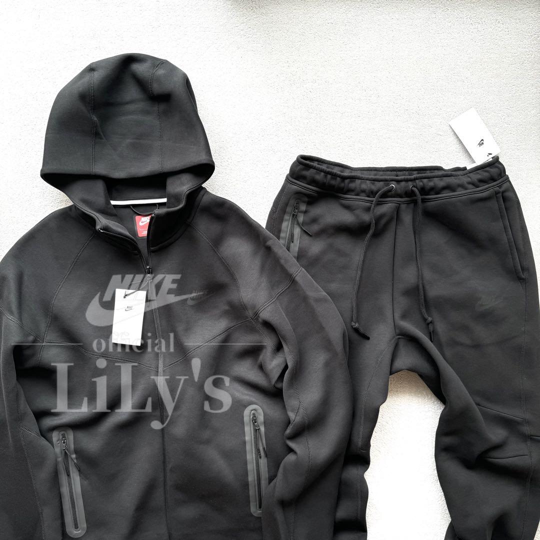 新品　NIKE上下セットアップ　Ｌサイズ　高級テックフリース　黒　ブラック