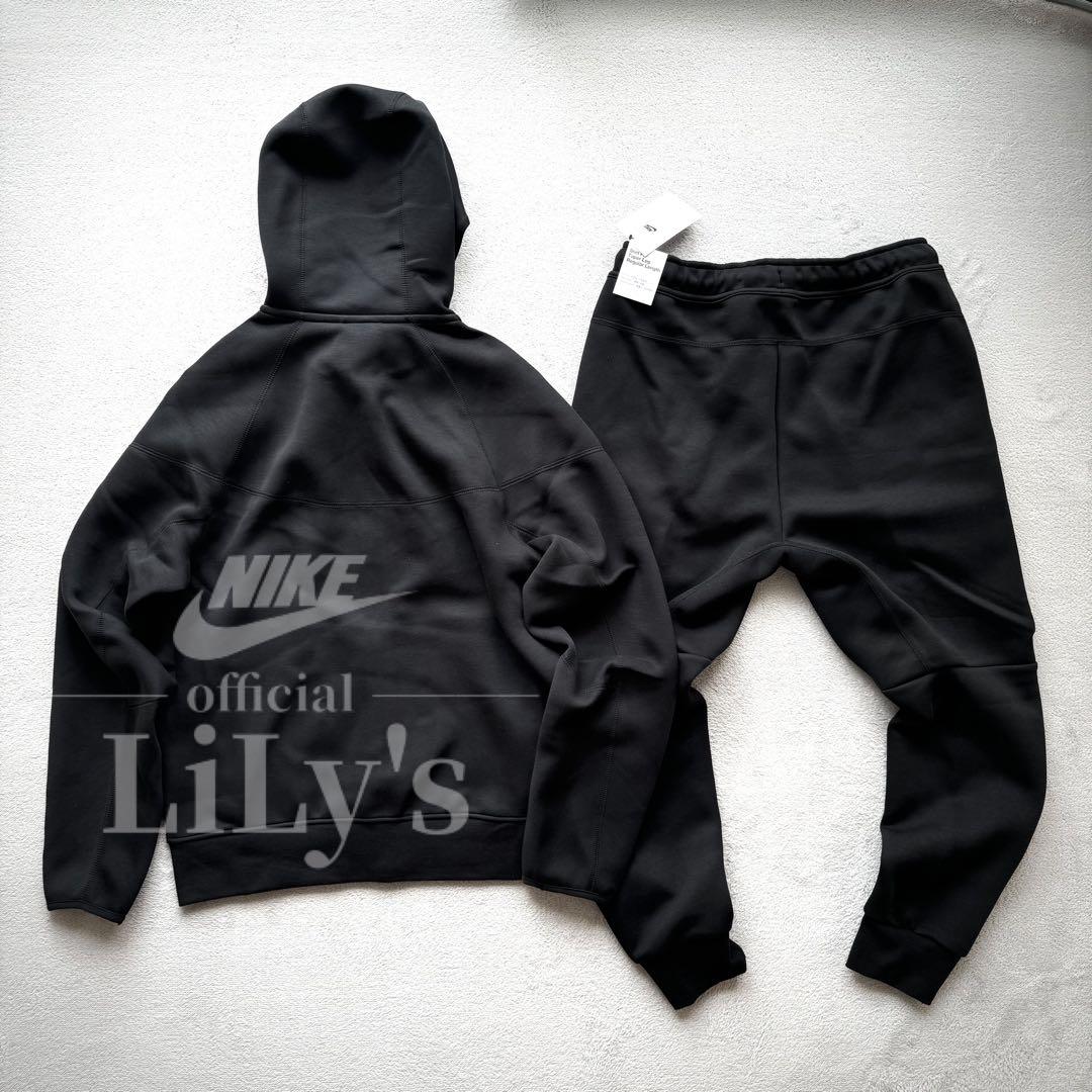 新品　NIKE上下セットアップ　Ｌサイズ　高級テックフリース　黒　ブラック