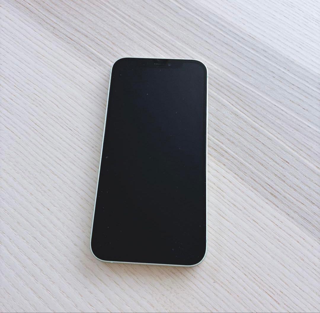 iPhone12本体 2台セット　付属品あり