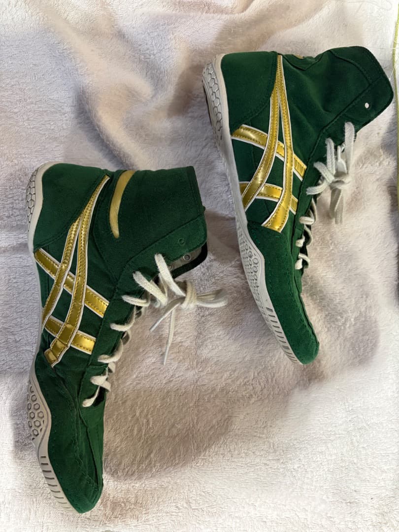 asics レスリング　ボクシングシューズ