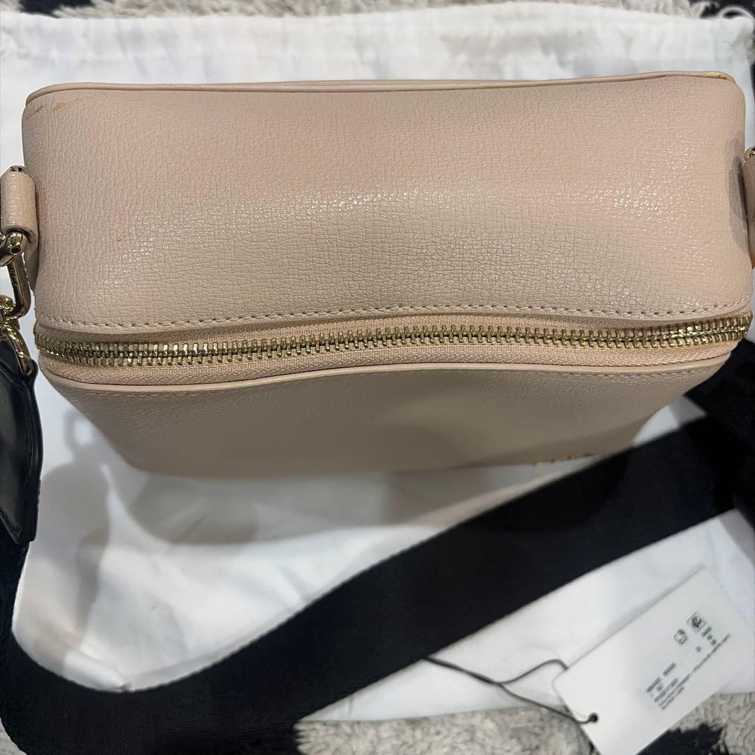 FURLA AMICA S CROSSBODYクロスボディ ロゴストラップ