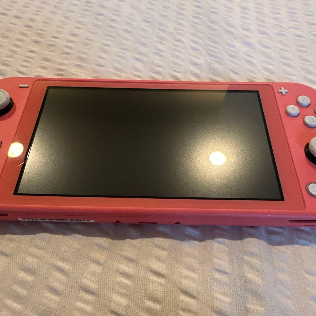 ニンテンドーSwitch ライト　ピンク　SDカード64GB付き