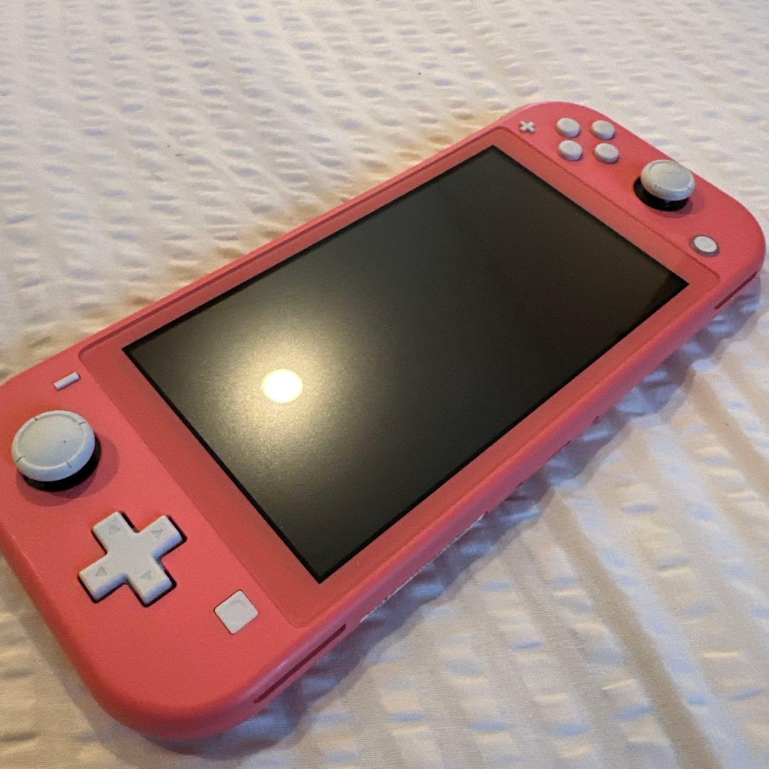ニンテンドーSwitch ライト　ピンク　SDカード64GB付き