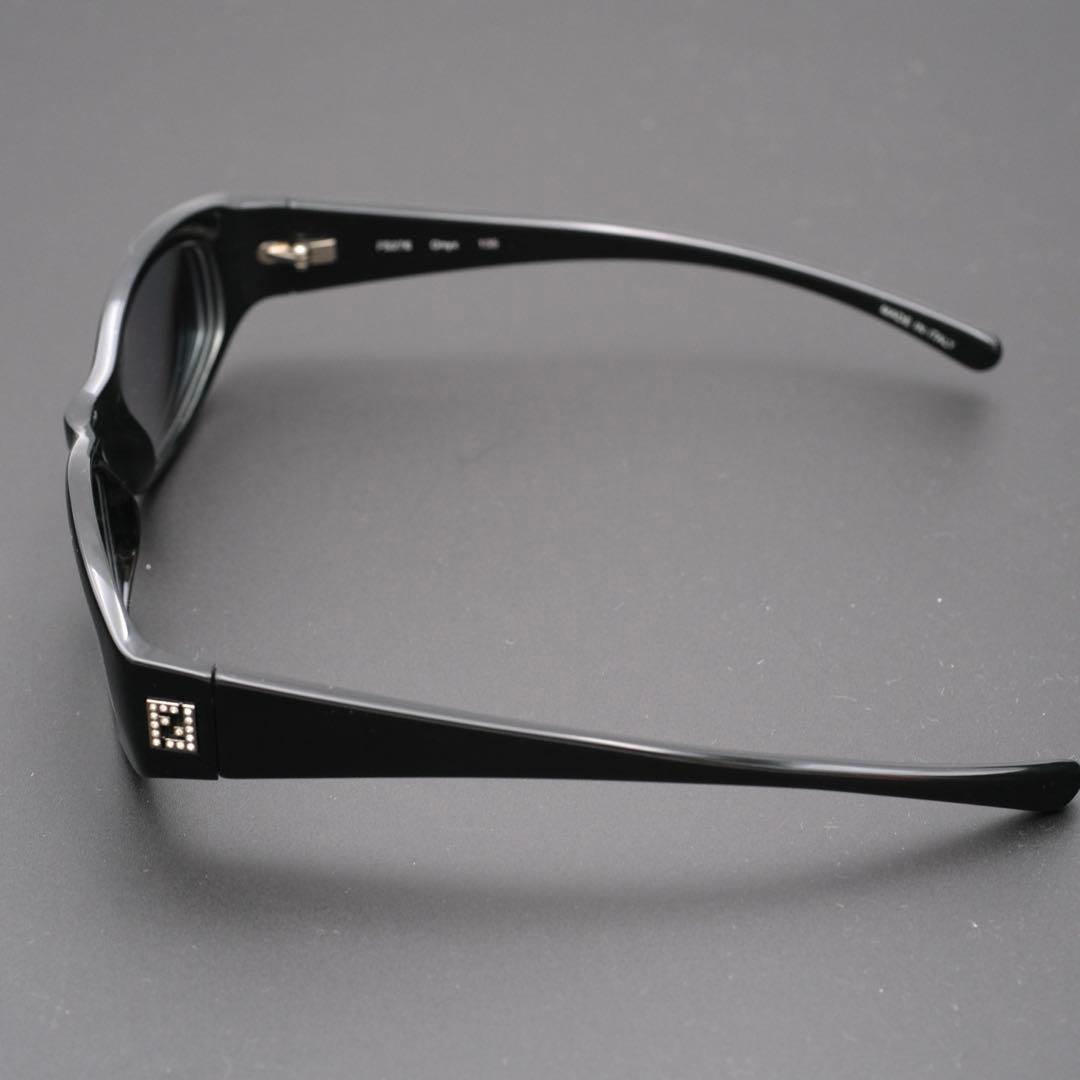 【美品】FENDI フェンディ サングラス FS276 Onyx ブラック ロゴ