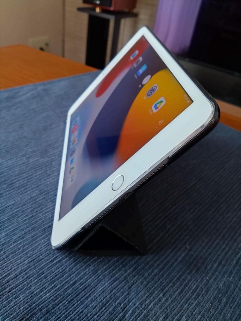 iPad mini 4 Wifi+Cellularモデル 128GB