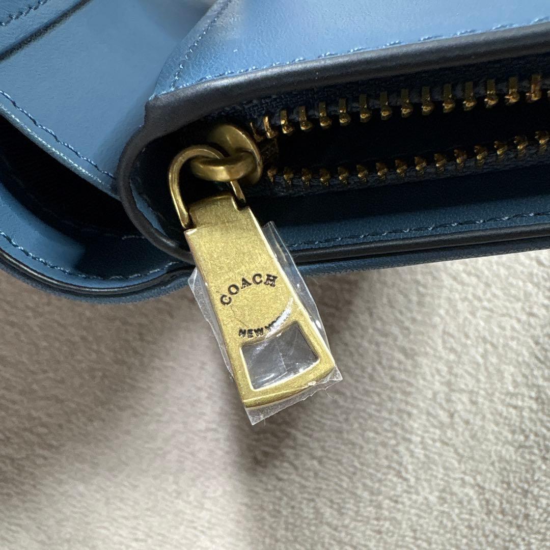超美品！ COACH コーチタビー ミディアムウォレット