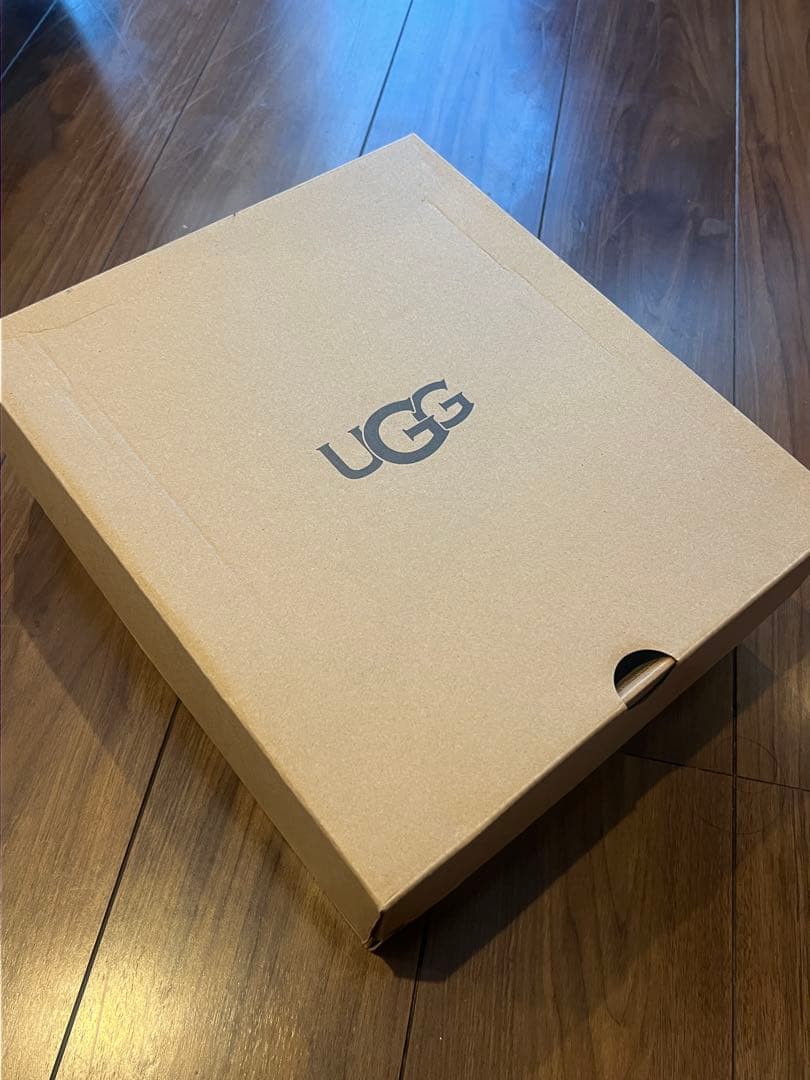 【中古美品】UGG 厚底ブーツ ニューメル プラットフォーム ホワイト