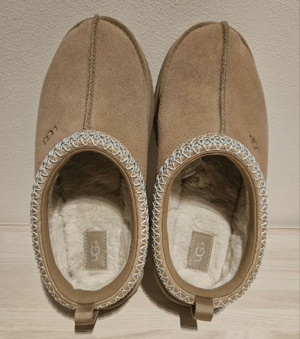 UGG 　TAZZ　 スリッポン　24.5cm