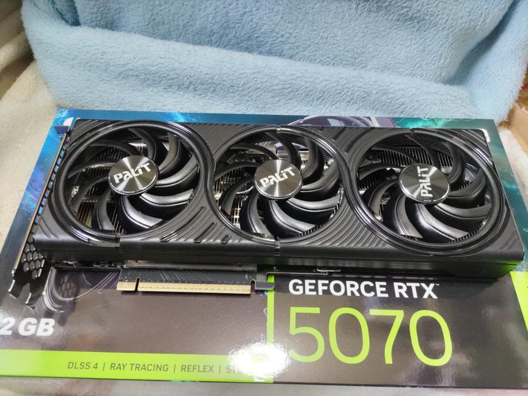 d*7様 PALIT GEFORCE RTX 5070 12GB（不具合・FFベ