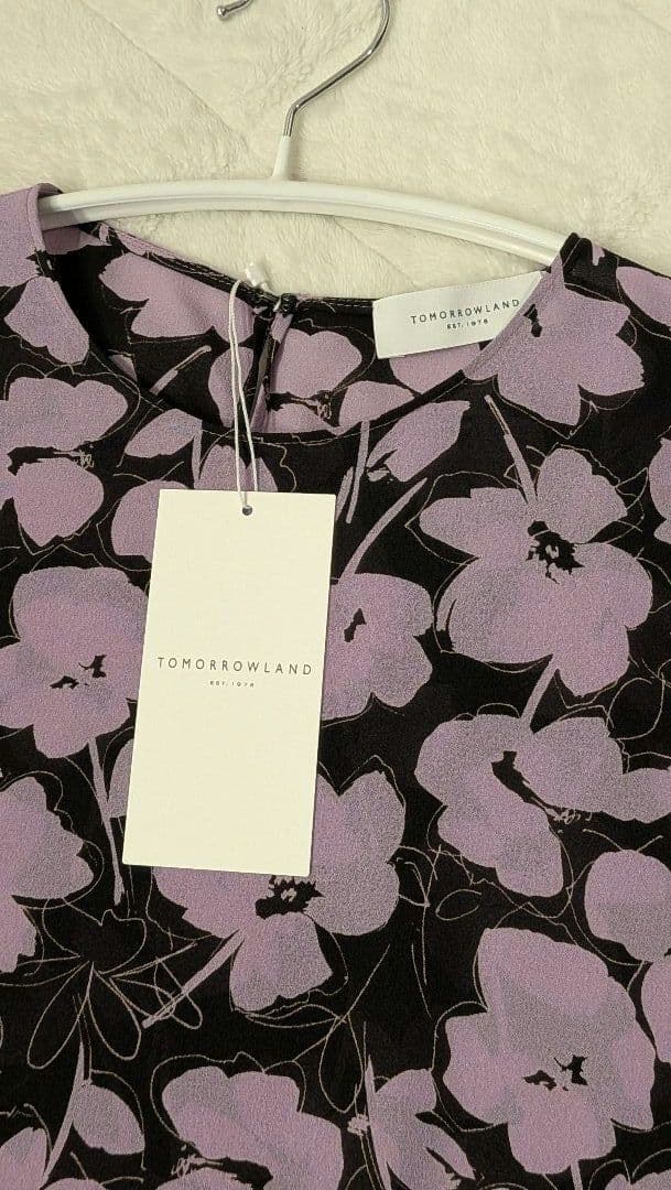 ★よしえ★【新品タグ付き】TomorrowLand花柄ティアードワンピース