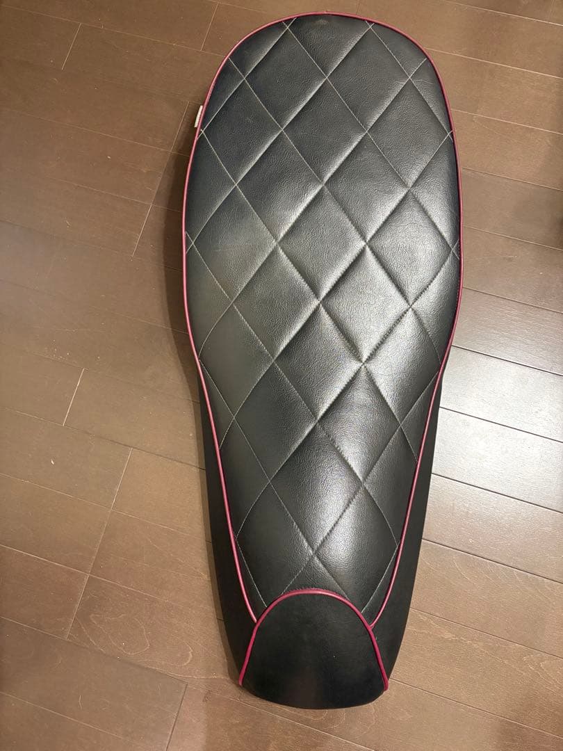 マグザム　シート　ダイヤカット