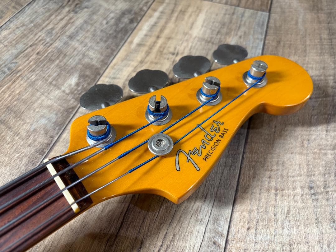 Fender Japan Precision Bass 1999年-2002年製