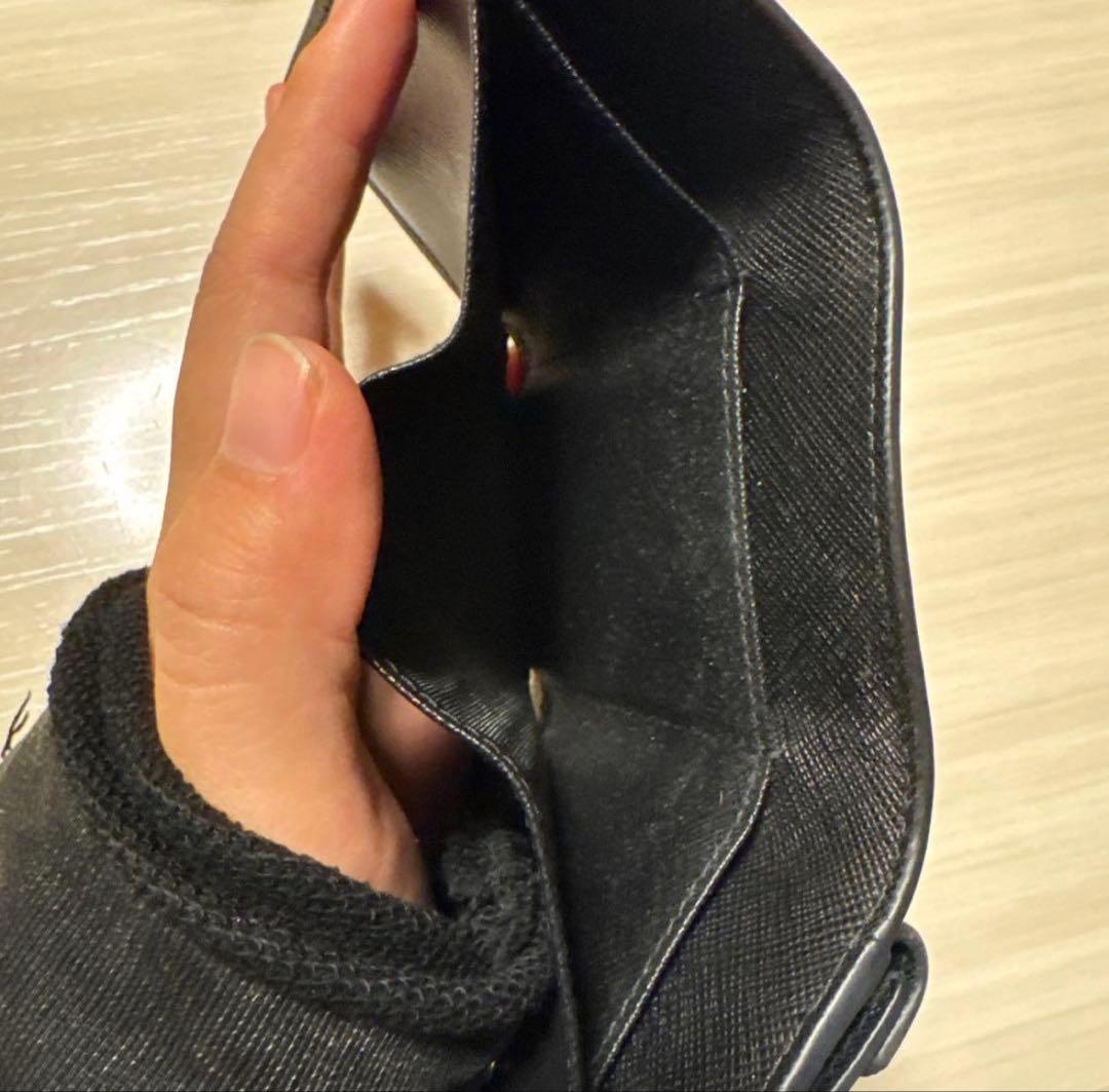 PRADA 三つ折り財布