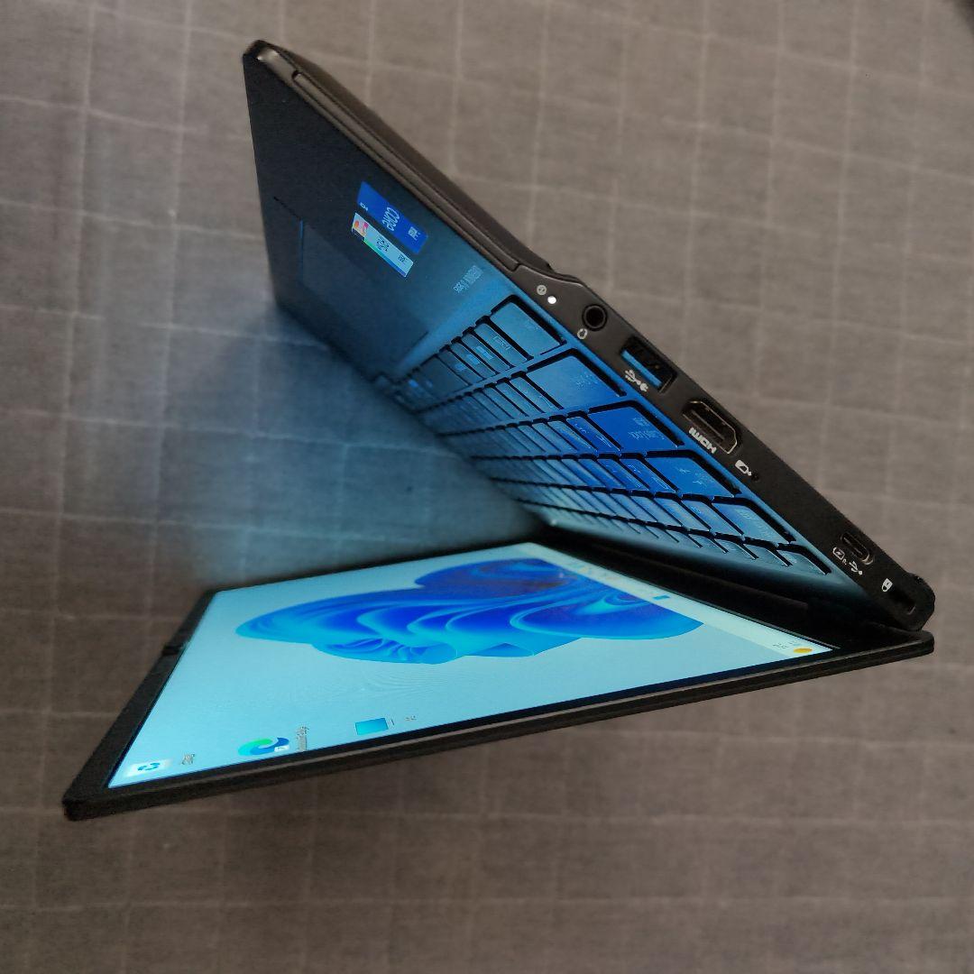 日本製 Fujitsu 美品 12世代 i5 8GB 512GB 超軽量 78