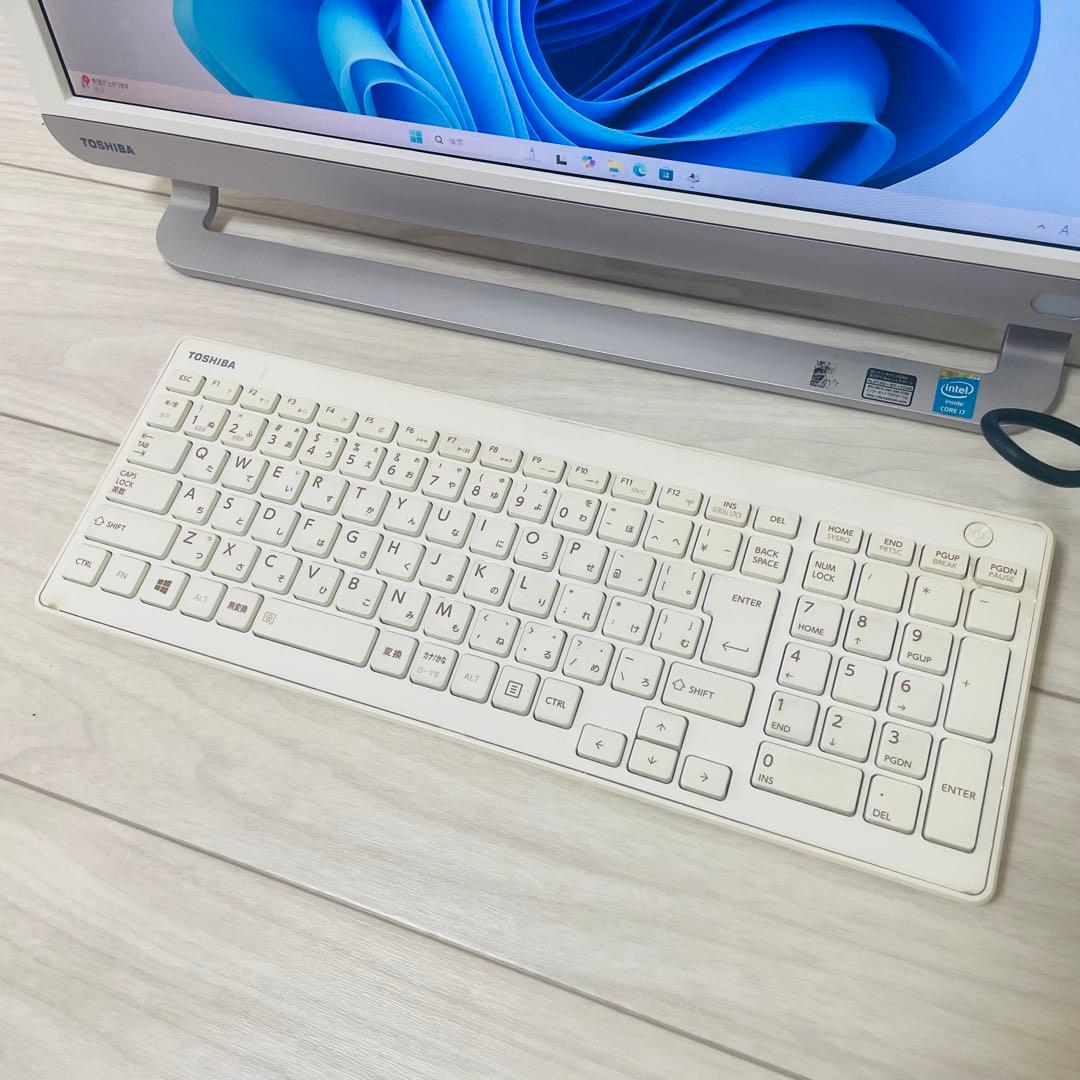C*4様 i7一体型regza/win11,M8G,SSD360G