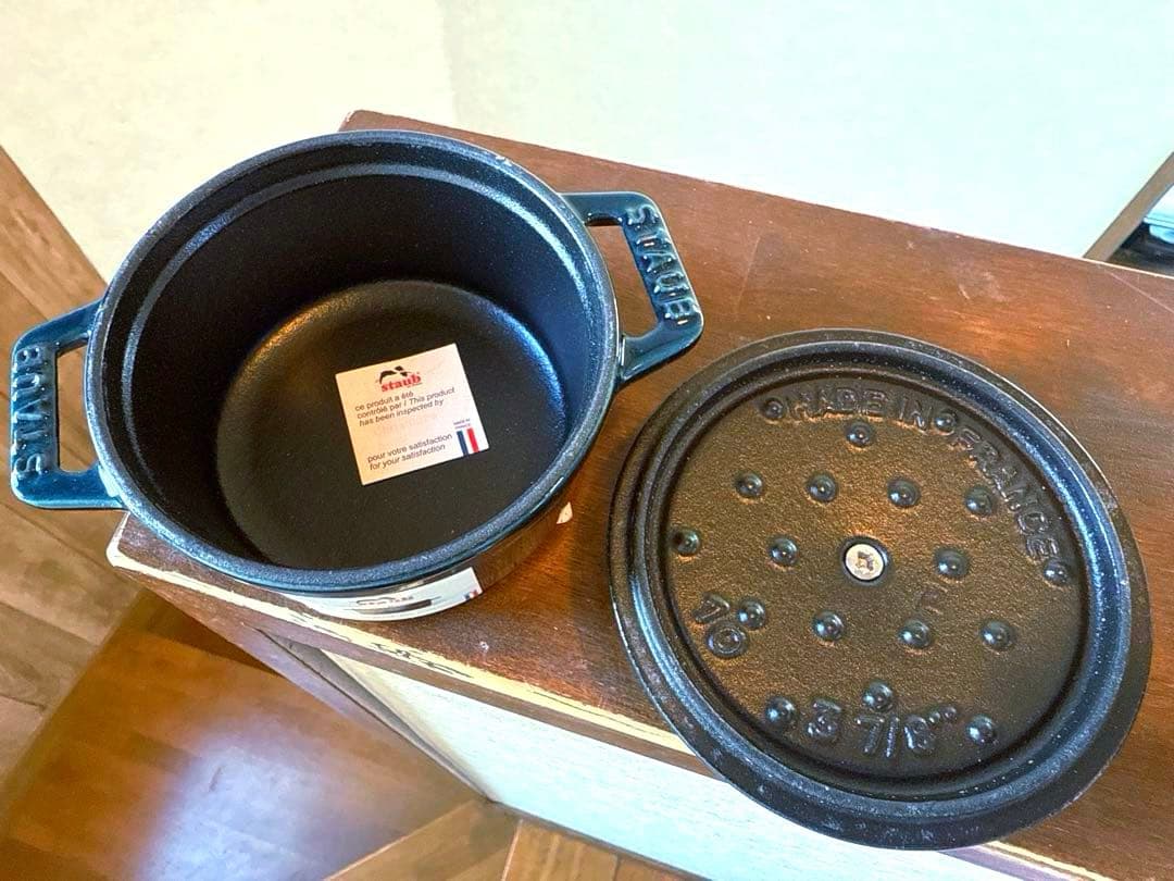 お値下げ！ストウブＳＴＡＵＢ限定色ラメール正規ココットラウンド１０ｃｍ新品保証付