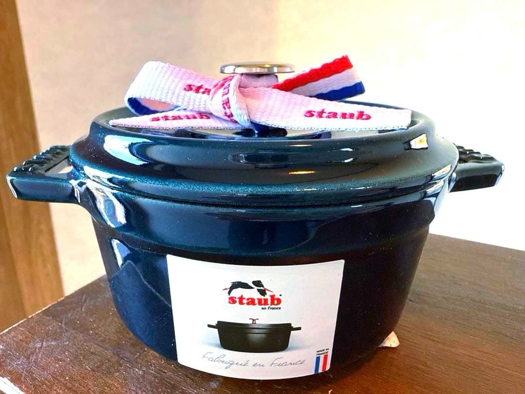 お値下げ！ストウブＳＴＡＵＢ限定色ラメール正規ココットラウンド１０ｃｍ新品保証付