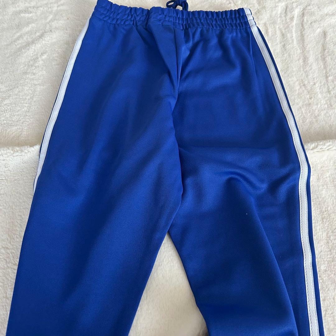 新品　タグ付き adidas アディダス 青　セットアップ　ジャージ