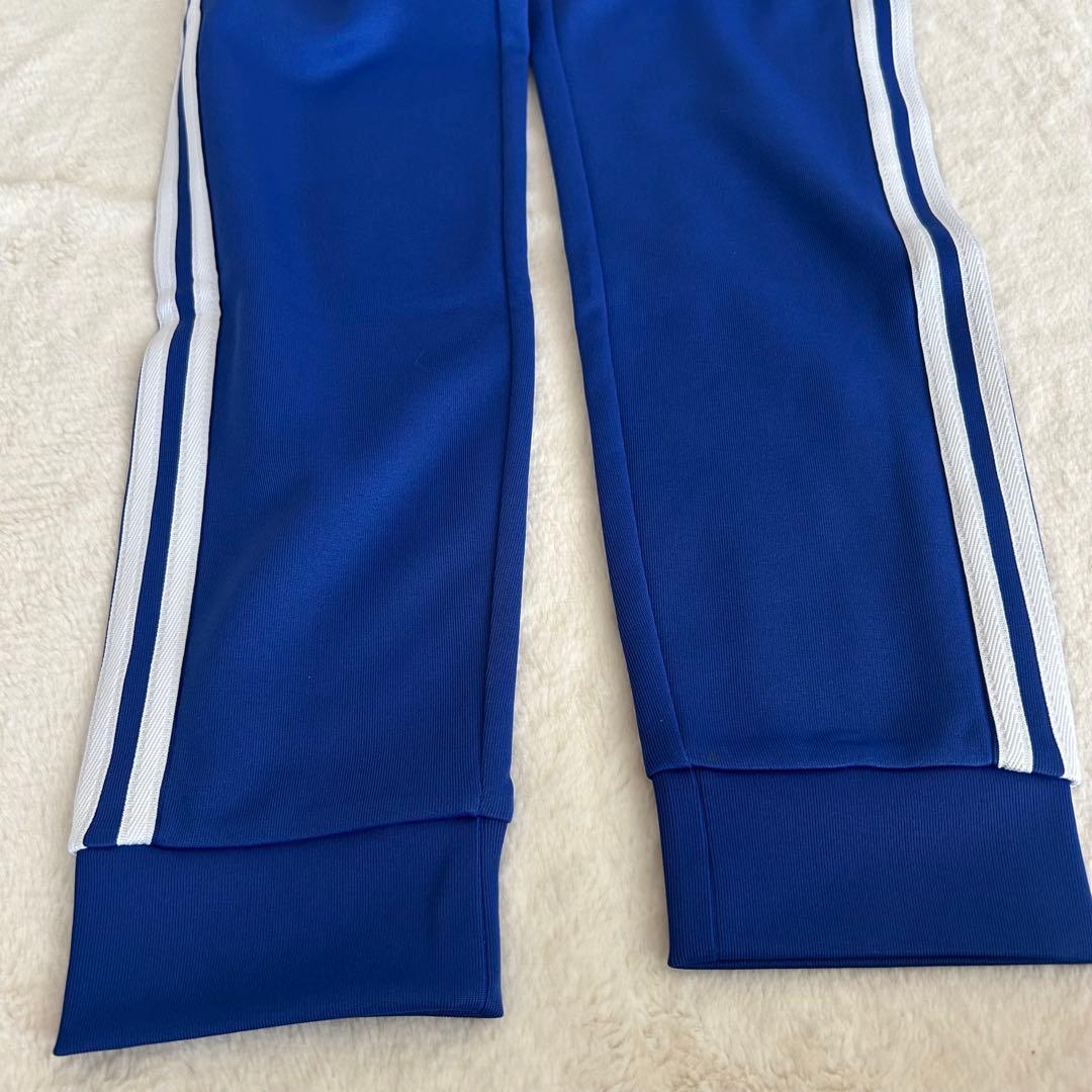 新品　タグ付き adidas アディダス 青　セットアップ　ジャージ