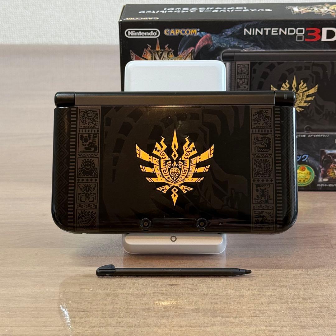 4-328 ニンテンドー3DS LL モンスターハンター4モデル 箱付き