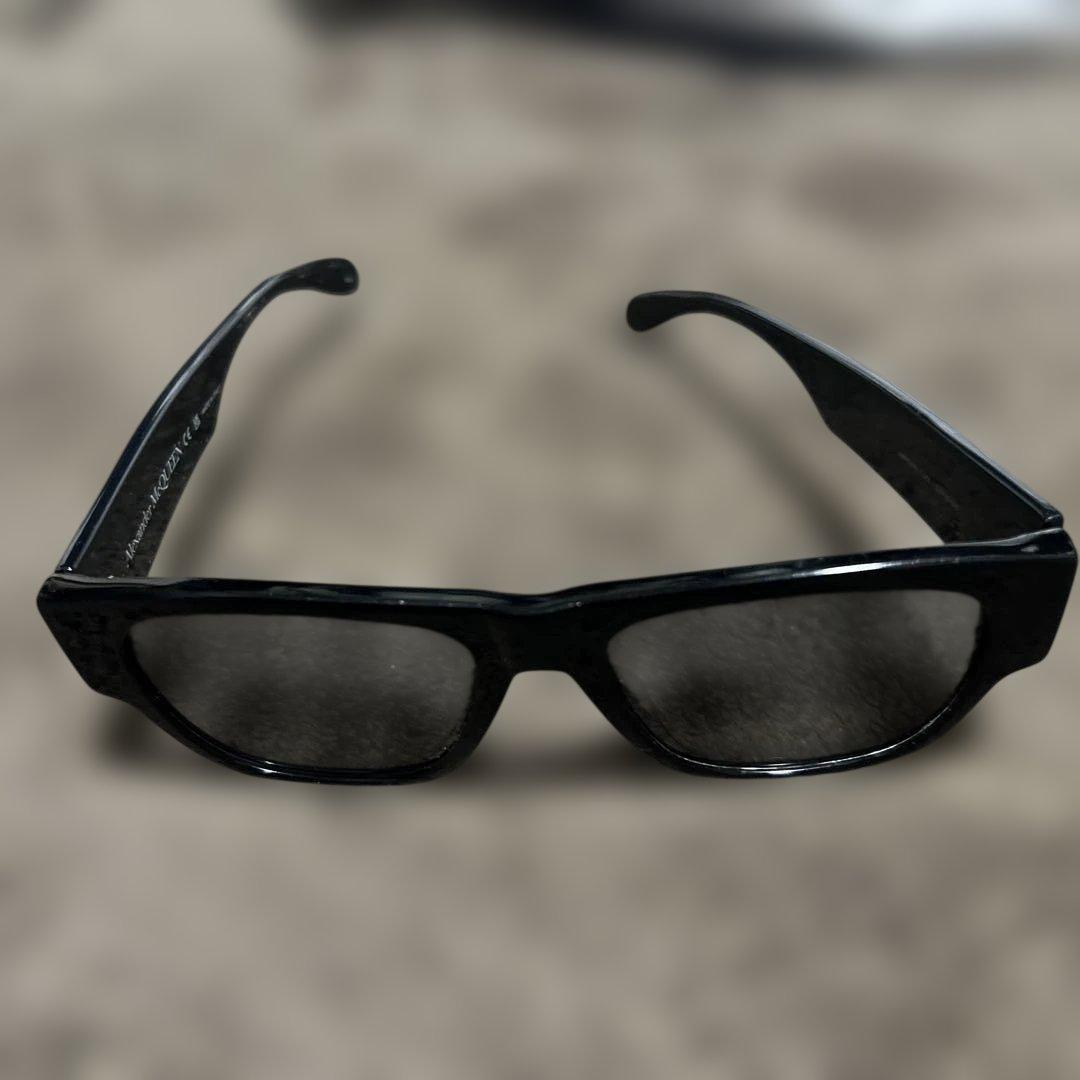 Alexander McQueen ブラック サングラス