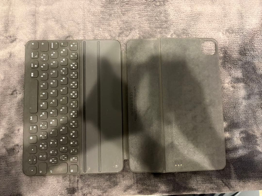 iPad Air (第5世代) ブルー　64ギガ　キーボード付き