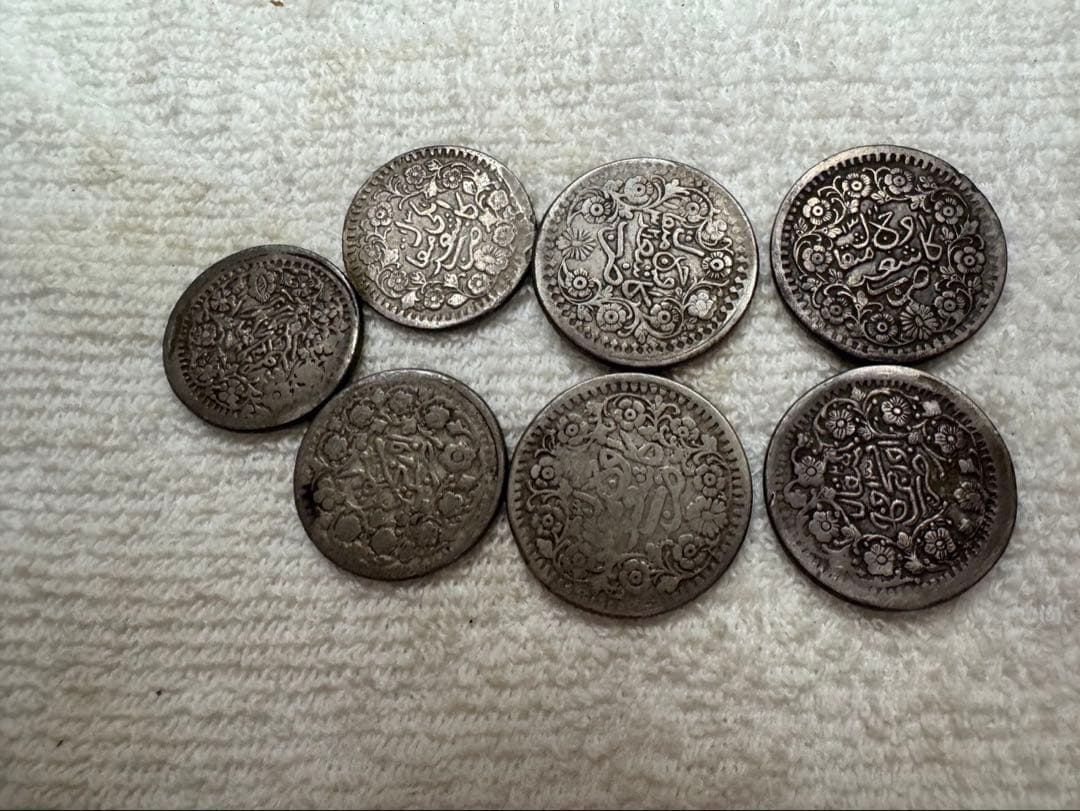 古銭　モンゴル銀貨　7枚