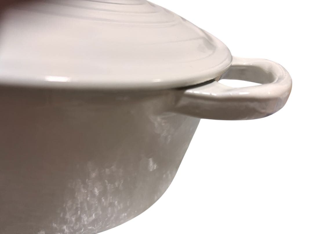 未使用 ル・クルーゼ ココットオーバル 27cm ホワイト 4.2L