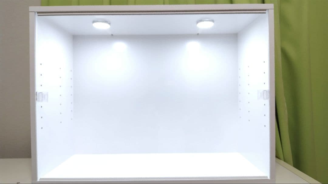 キューブボックスα　ワイドハイタイプ　フィギュアケース　LEDライト　アクリル板